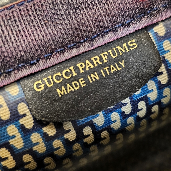 GUCCI CLUTCH - Picture 13 of 14